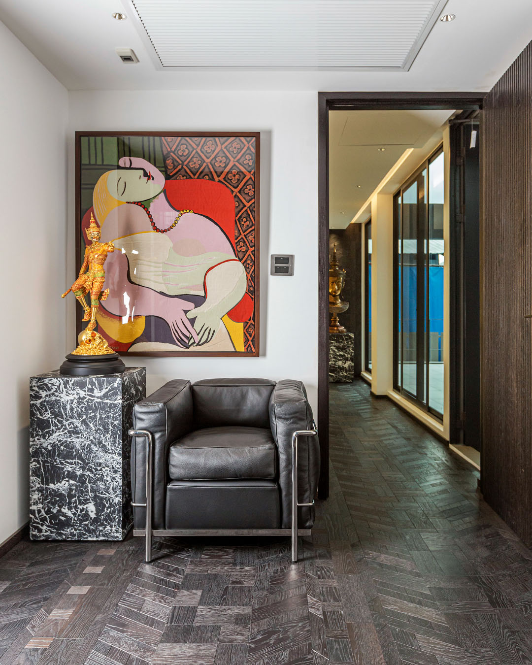 Projet résidentiel Bagkok Thailande avec la tapisserie Le Rêve de Pablo Picasso en tissage jacquard Jules Pansu